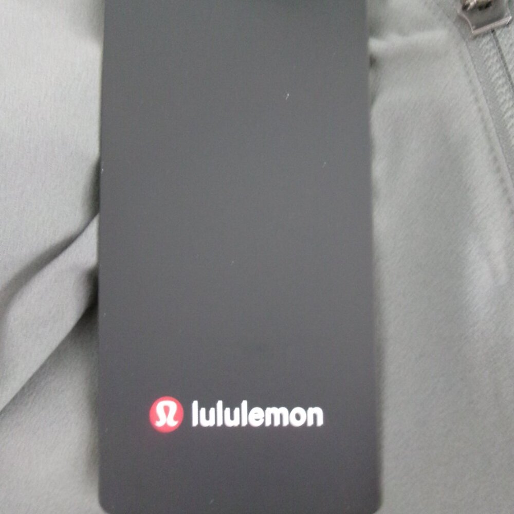 New Men's Lululemon ZEROED IN TRACK JACKET M Grey Sage Willow Leaf Green Grey - Picture 10 of 10